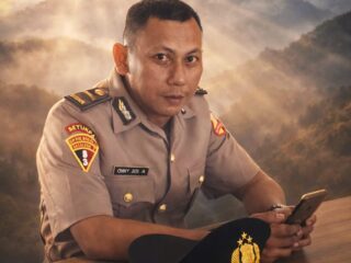 Ipda Onny Adi Anugrah SE, MH: Wajah Humanis Polisi Asal Pacitan yang Dekat dengan Masyarakat
