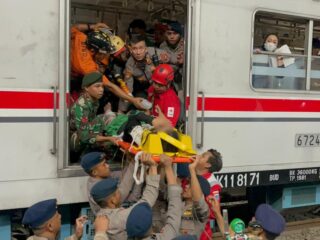 Korban Meninggal Bertambah Menjadi 16 Orang, Polisi Usut Kecelakaan Beruntun KA di Bekasi Timur