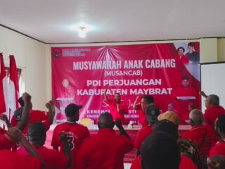 SELURUH KADER PDI PERJUANGAN MAYBRAT WAJIB TEGAK LURUS DUKUNG PEMERINTAHAN