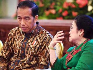 Semua Parpol Akan Menjadi Lawan Jokowi